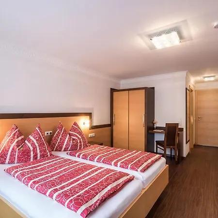 Apartment Mozart Mayrhofen Exterior photo