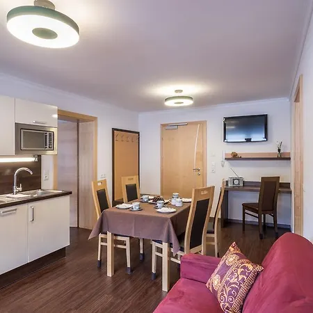 Apartment Mozart Mayrhofen Exterior photo