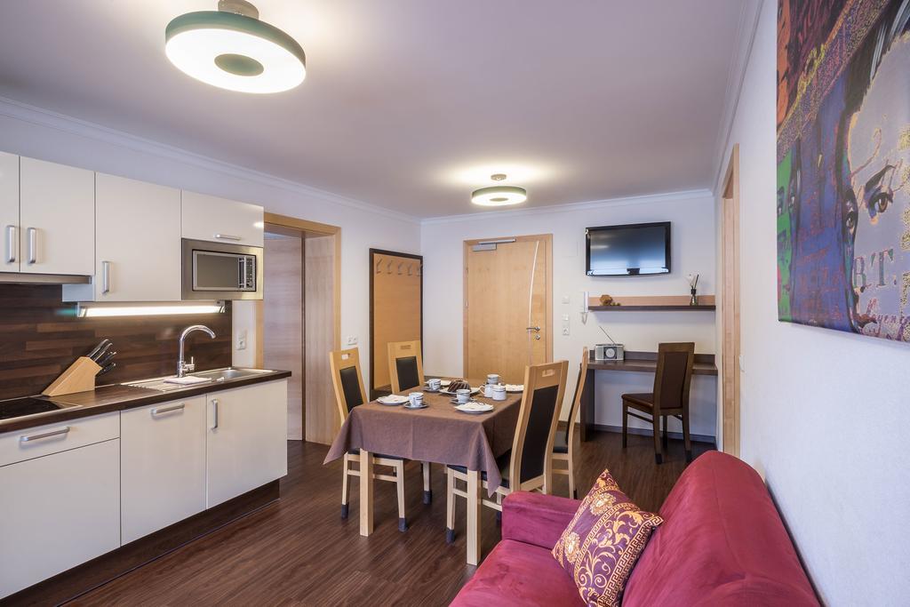 Mozart Apartment Mayrhofen